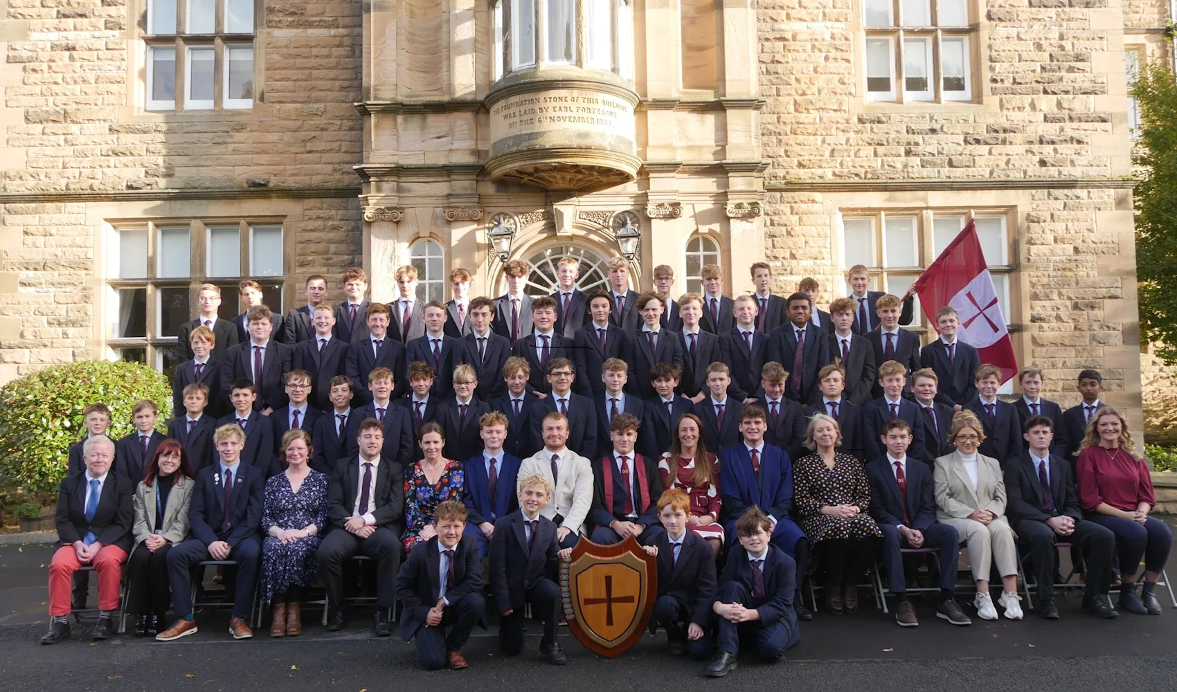 Dale house group photo.