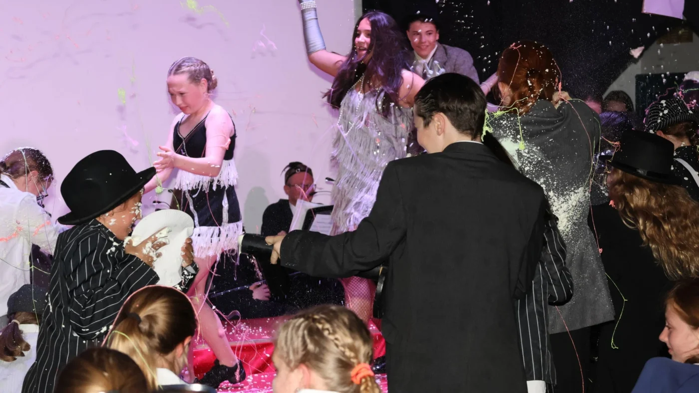 Junior Arts Evening brings immersive theatre to life with Bugsy Malone